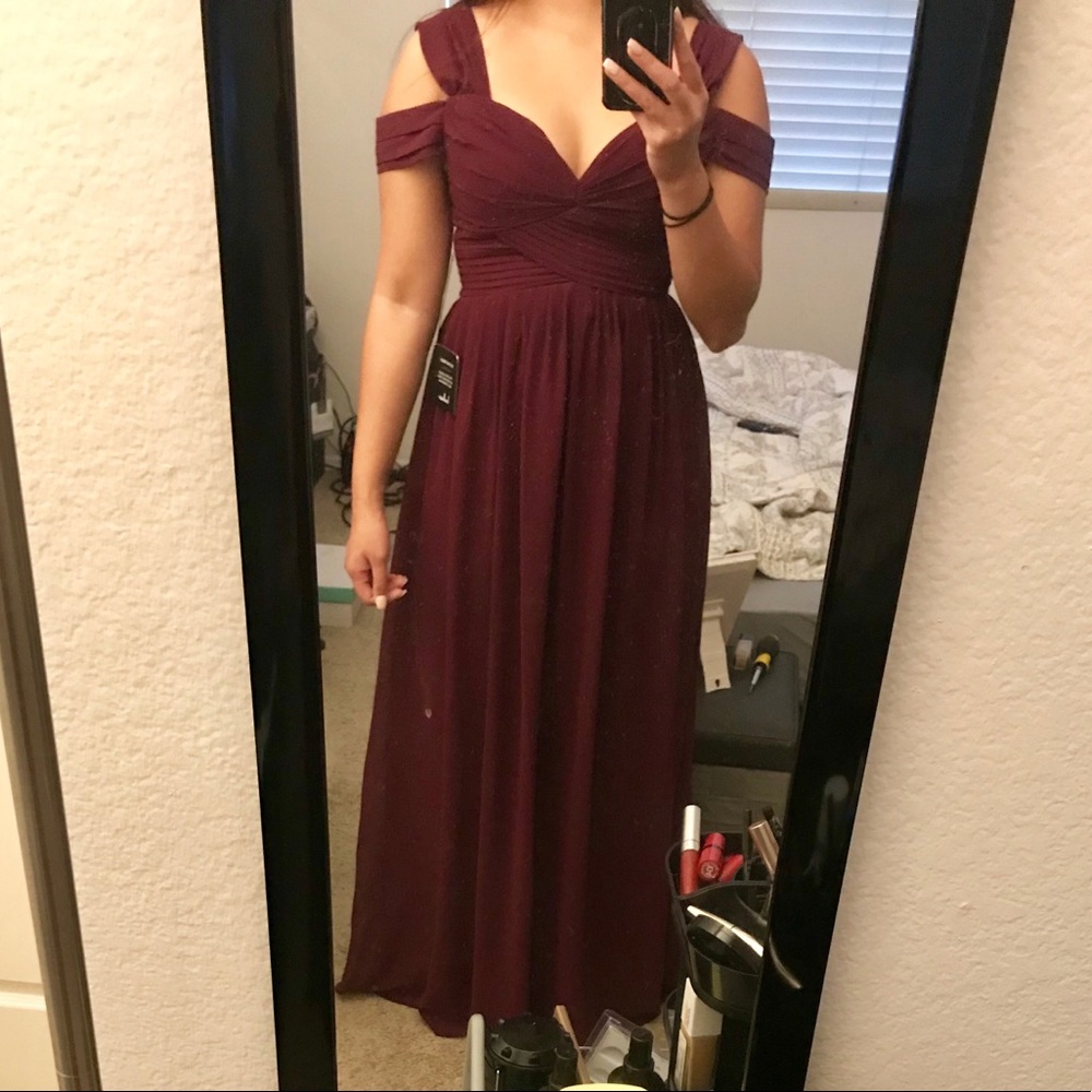 Lulu’s - Make Me Move Burgundy Maxi Dress (Small)